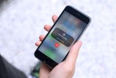 如何在iPhone上同时录屏录音？（简单实用的录屏录音教程，让您轻松记录想法和分享操作步骤）
