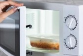 冰柜后面异味处理方法（解决冰柜后面异味问题的有效措施）