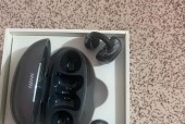 蓝牙耳机耳朵里面的孔有什么作用？如何清理？