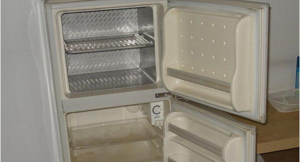 冰柜里的冰的处理方法（保鲜）  第3张