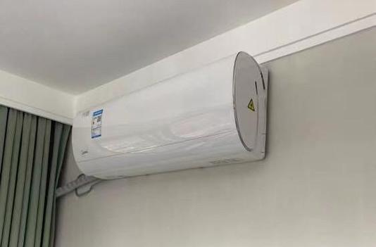 解决美的空调显示E1错误的方法（老师傅教你如何排查和修复E1错误）  第3张
