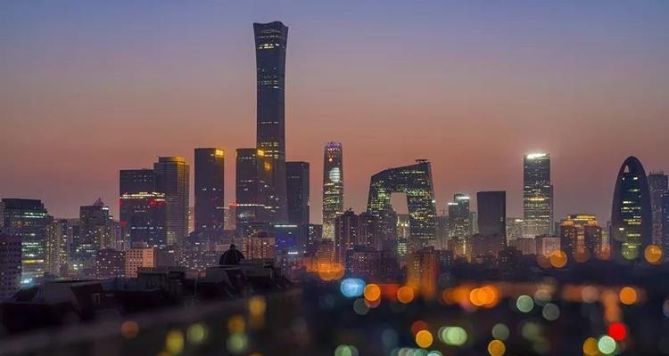 北京繁华都市的精彩之旅（探寻北京最繁华的景点和活动）  第2张
