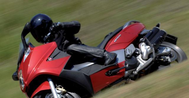 摩托车是否可以载人（探讨摩托车的乘客搭载能力及安全性）  第3张