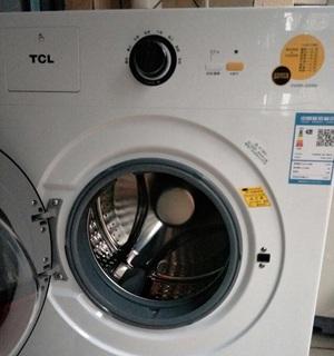解决滚筒洗衣机难排水问题的方法（轻松应对滚筒洗衣机排水困扰）  第2张