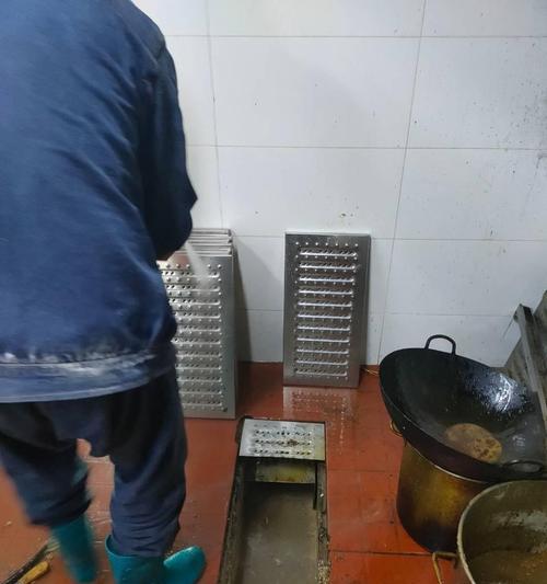 如何正确清洗以太仓商用油烟机（提升工作效率）  第2张