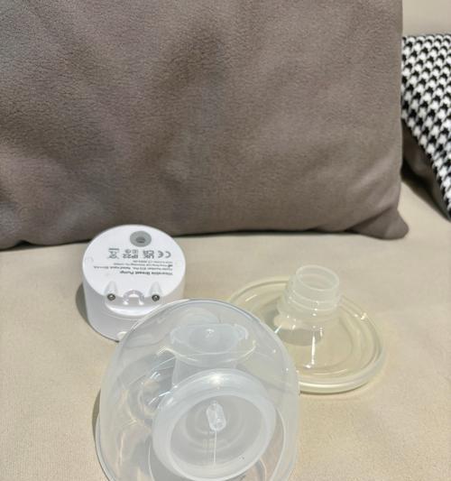 投影仪使用吸奶器是怎样的体验？操作方法是什么？  第1张