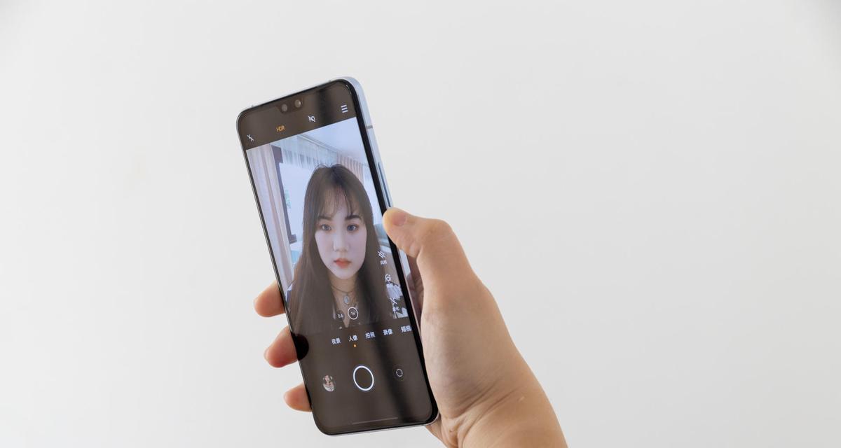 如何使用手机自拍看起来更美？  第3张