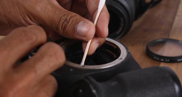 相机镜头清洁用什么最合适？  第1张