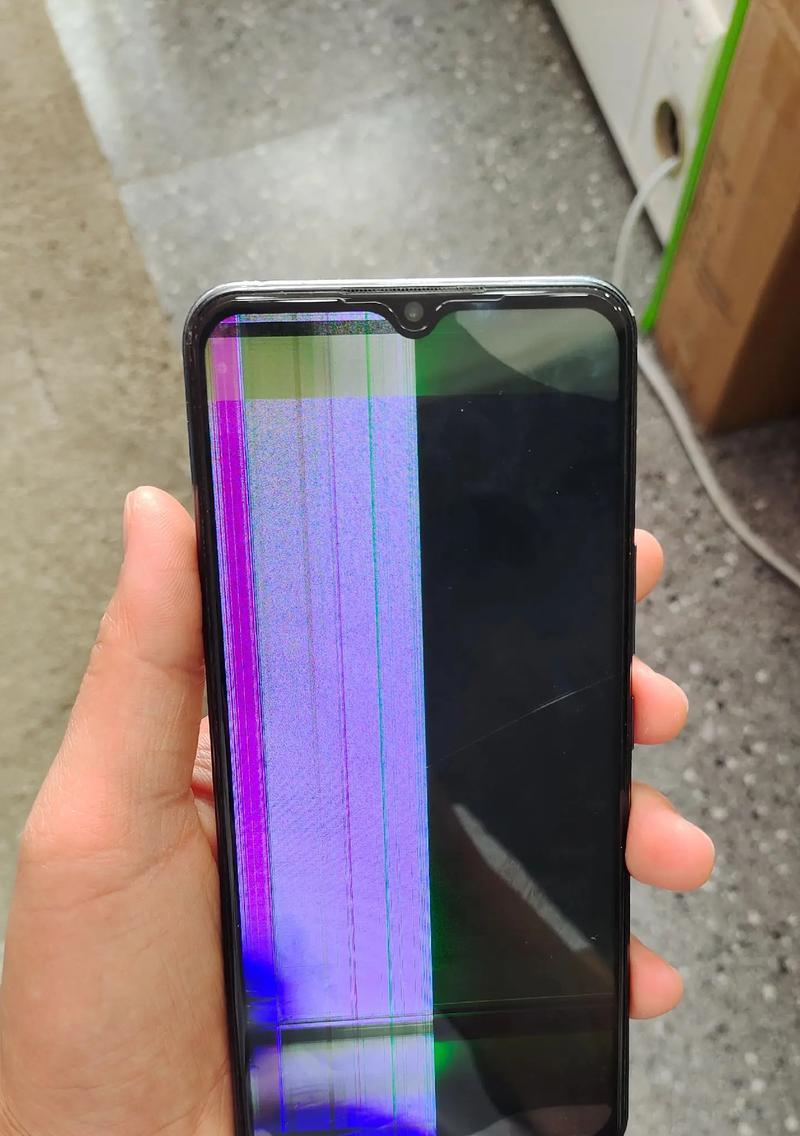 苹果手机屏为什么突然花来？屏幕出现花屏的原因是什么？  第1张