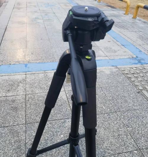 三脚架同时放两台手机会有什么影响？  第2张