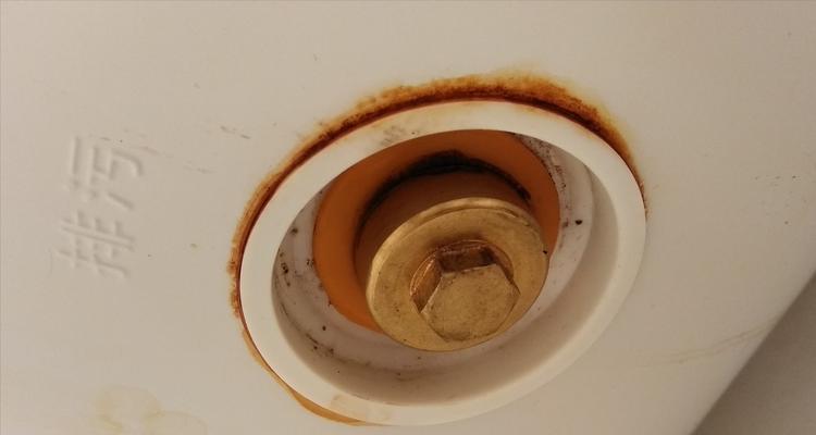 热水器怎么放入水里面？操作步骤是怎样的？  第3张