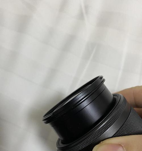 相机镜头歪了是怎么回事？如何校正？  第2张
