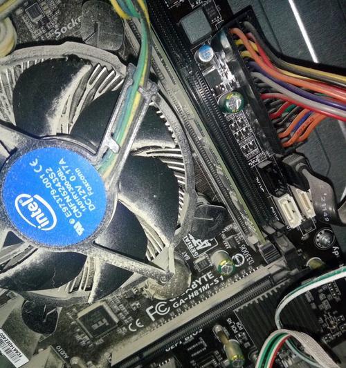 笔记本玩cf游戏卡屏怎么办？如何优化游戏性能？  第1张