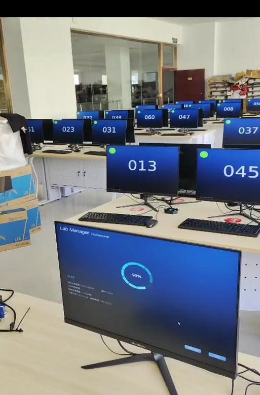 如何开启机房主机电脑的控制？操作步骤是什么？  第2张