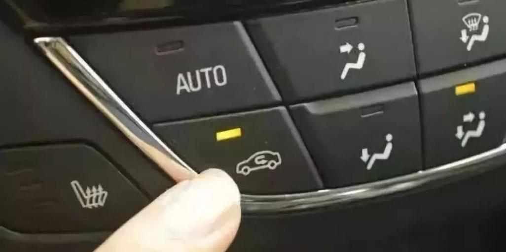 键盘里的烟味是什么？如何去除？  第1张