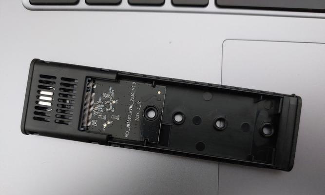 固态硬盘改装移动硬盘后如何使用？有哪些注意事项？  第1张
