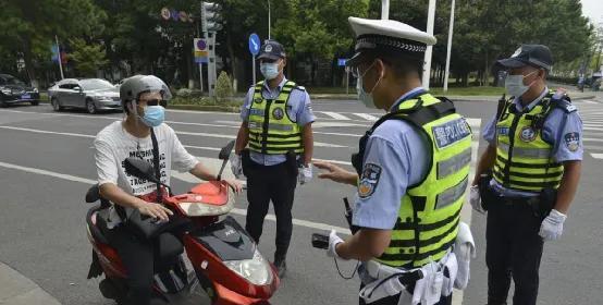 明确了！3类电动车上路免驾照、免年检，4类车驾照、年检都需要  第6张