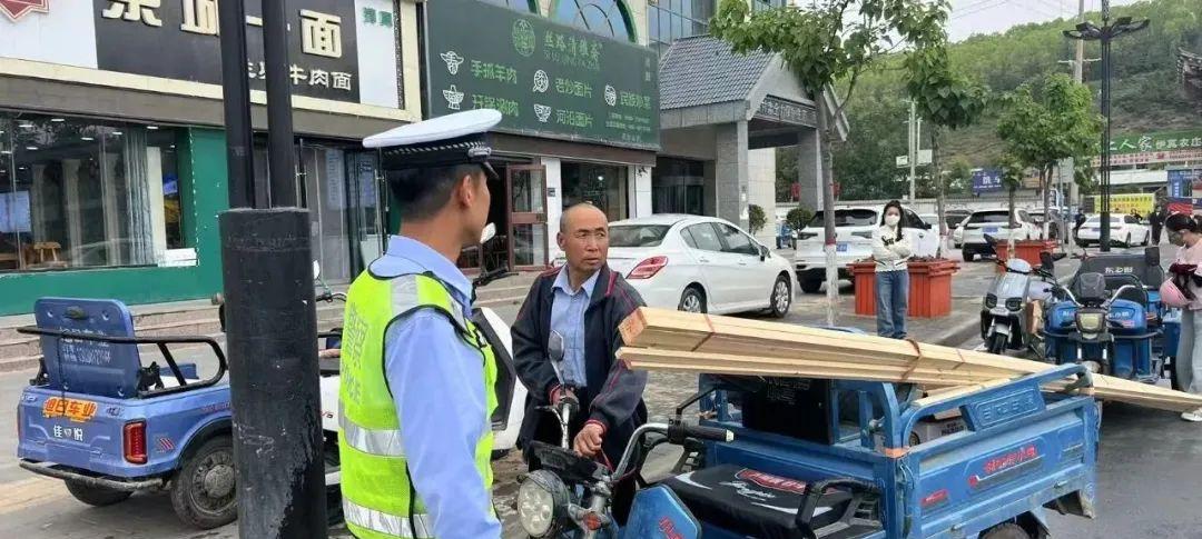 8月起，电动车、三轮、四轮车上路“5必查”新规！违者处罚明确  第3张