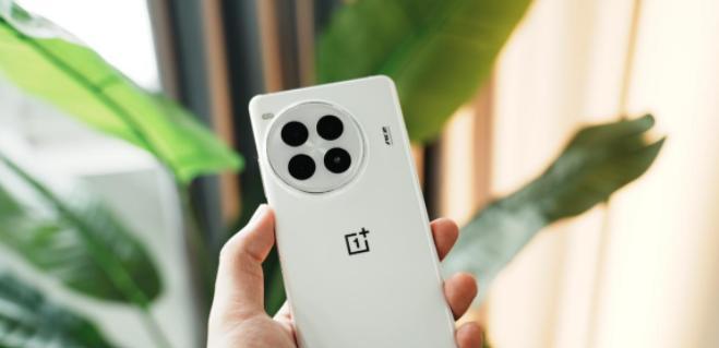 16GB+512GB旗舰手机半价卖，到底值不值？  第5张