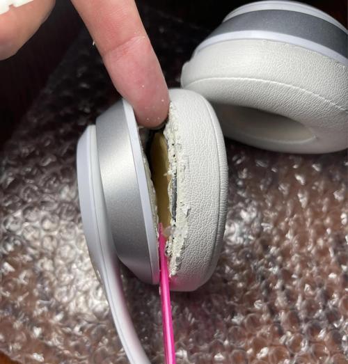 分体式耳机孔拆卸方法是什么？拆卸时如何避免损坏？  第1张