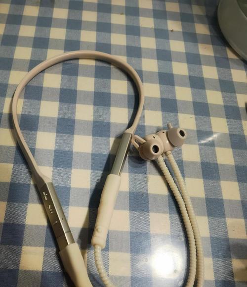 耳机钻孔后如何修复？粘合方法有哪些？  第1张