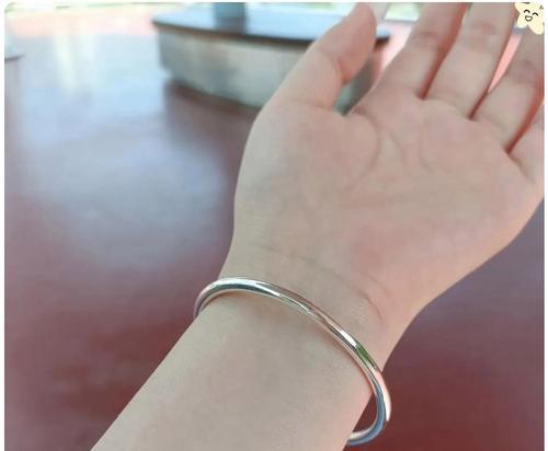 黑手环佩戴的正确方式是什么？  第2张