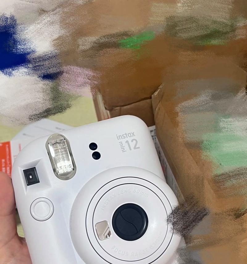 探究富士拍立得的使用体验（一款轻便好用的即影即有相机）  第2张