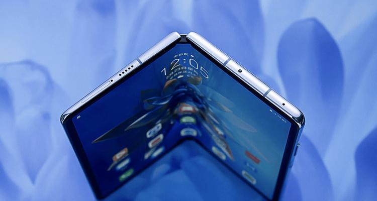 折叠屏空气成像技术如何操作？使用时应注意什么？  第1张