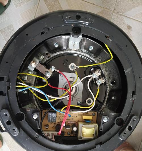 九阳电压力锅漏气解决方法（教你如何应对电压力锅漏气问题）  第3张