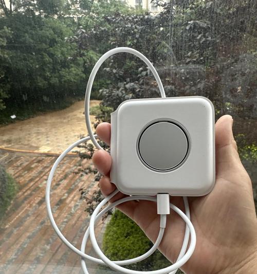 iWatch充电发烫现象解析(闲置iWatch充电闪白苹果提示发烫原因及解决方案) 第1张 iWatch充电发烫现象解析(闲置iWatch充电闪白苹果提示发烫原因及解决方案) 第1张