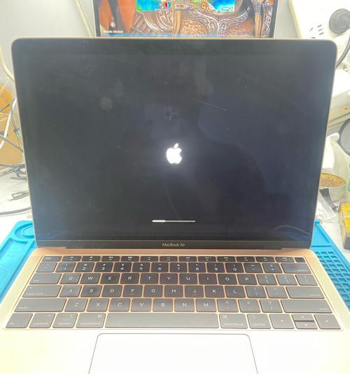 揭秘苹果笔记本的常见故障和通病（解决苹果笔记本的问题）  第1张