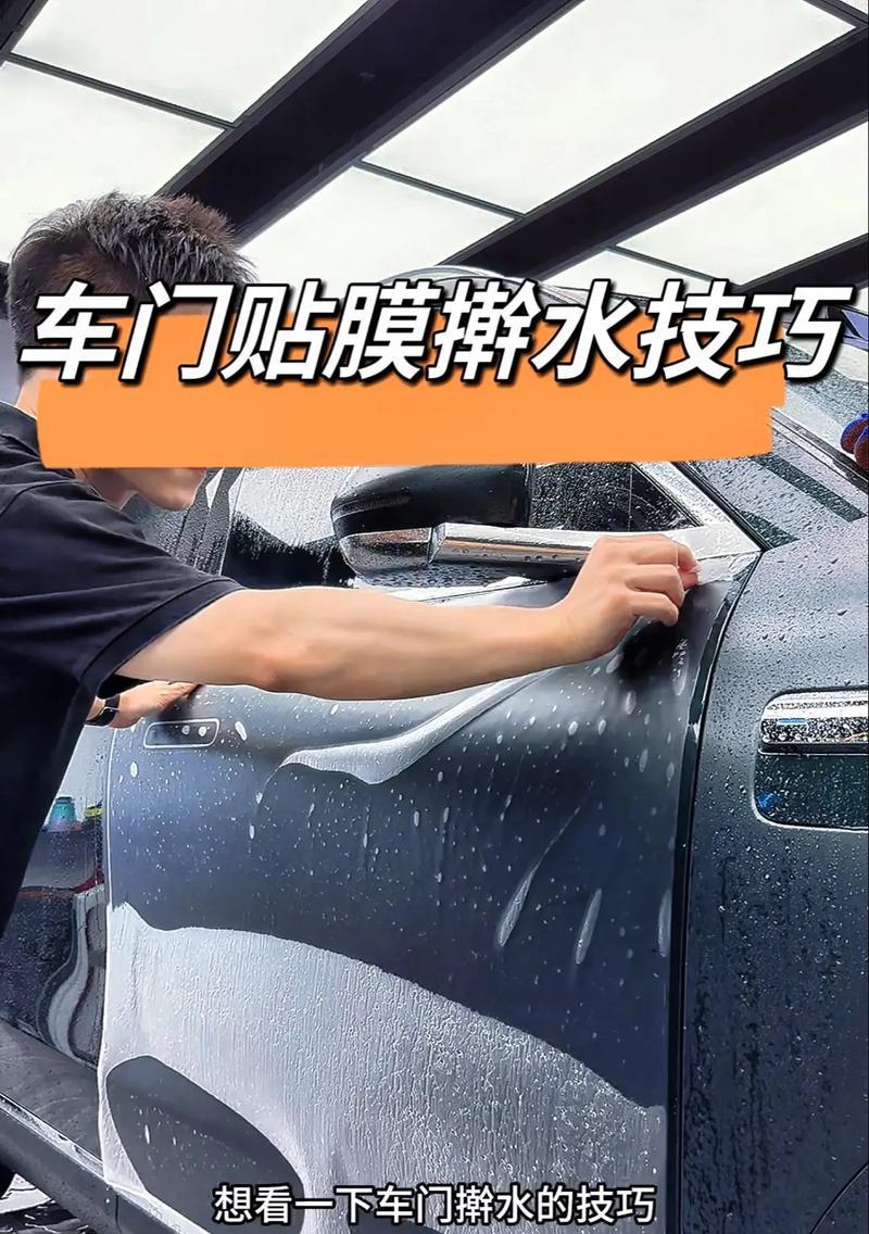 如何以真人图解贴膜详细步骤方法为主题进行手机屏幕贴膜（实用技巧让你快速完成手机屏幕贴膜）  第3张