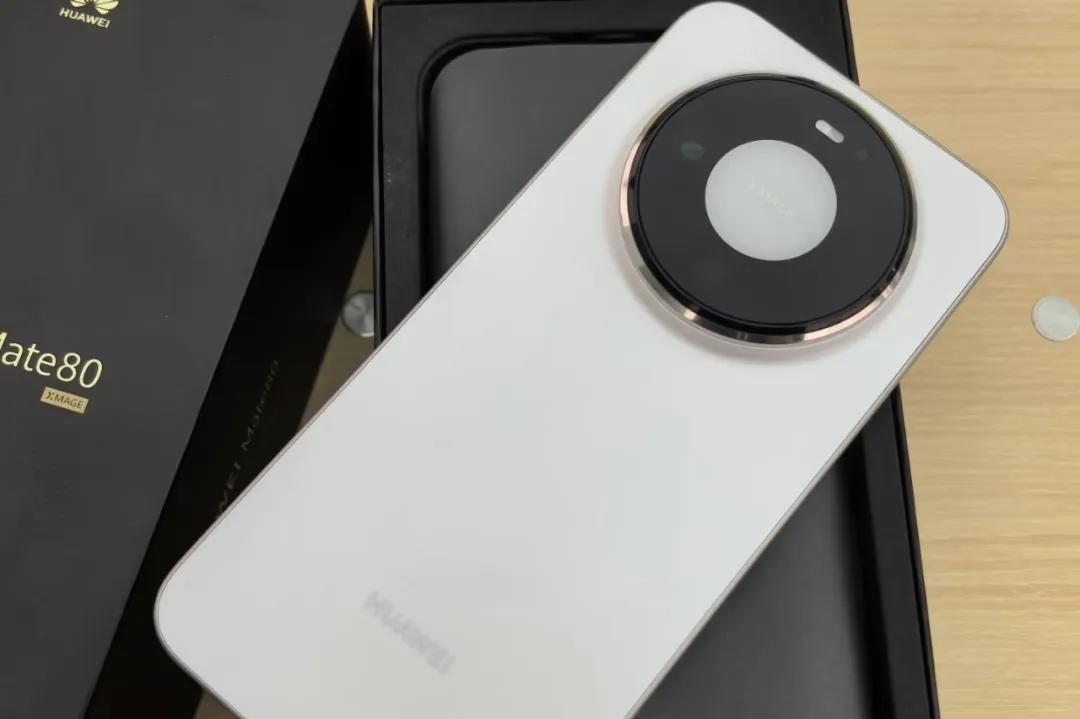 目前仍然没有涨价的四款高端手机，大家真的要珍惜了！  第6张